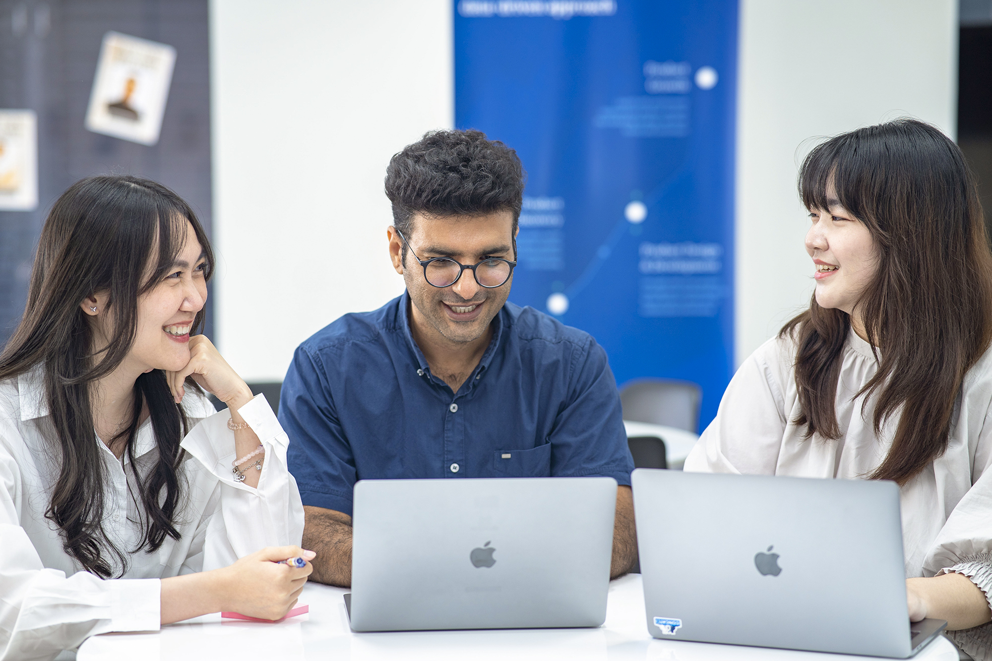 Why consider an extended development team?